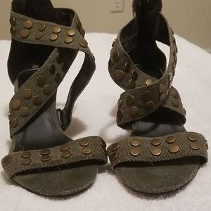 Shoes sandals